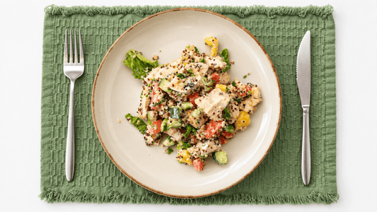 chicken- quinoa salad, tahini dressing - Cut Bulk Restchicken- quinoa salad, tahini dressing