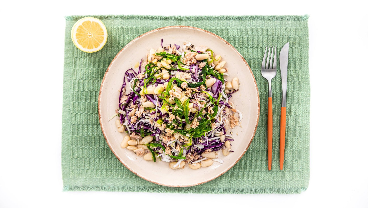 White Bean Salad With Tuna, Wakame & Cabbage - Cut Bulk RestWhite Bean Salad With Tuna, Wakame & Cabbage